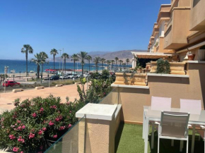 Apart 3 EN PRIMERA LÍNEA DE PLAYA CON TERRAZA Y VISTAS AL MAR